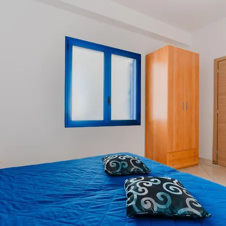 Nocleg ze śniadaniem Gioiello Del Mare Torre Lapillo